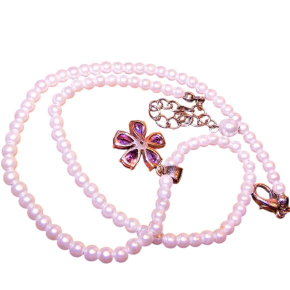 Dainty Faux Pearl W/Purple Rhinestone Flower Pendant Necklace & Earring Set - Picture 8 of 10